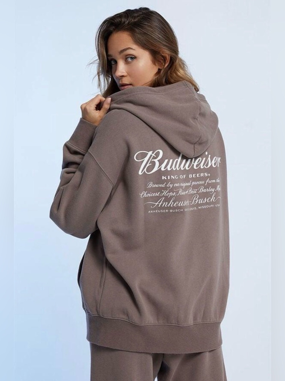 Budweiser King of Beers Brown Full Zip Hoodie Large Back Logo Size M